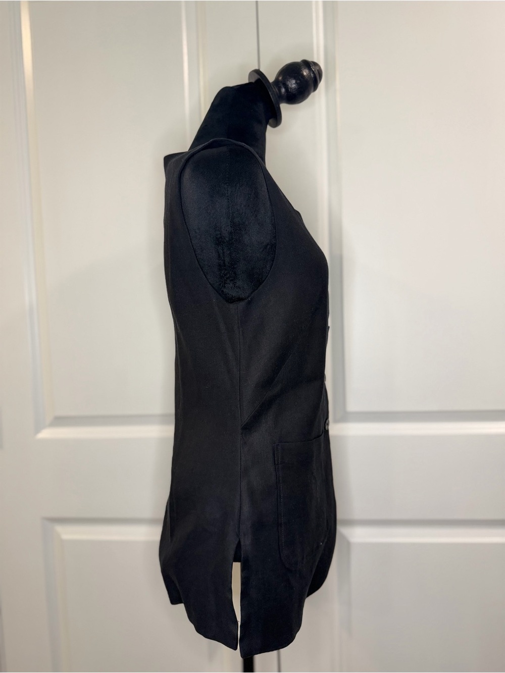 Maeve Classic Black Button-Front Sleeveless Women's Vest Top size Small - Picture 6 of 14